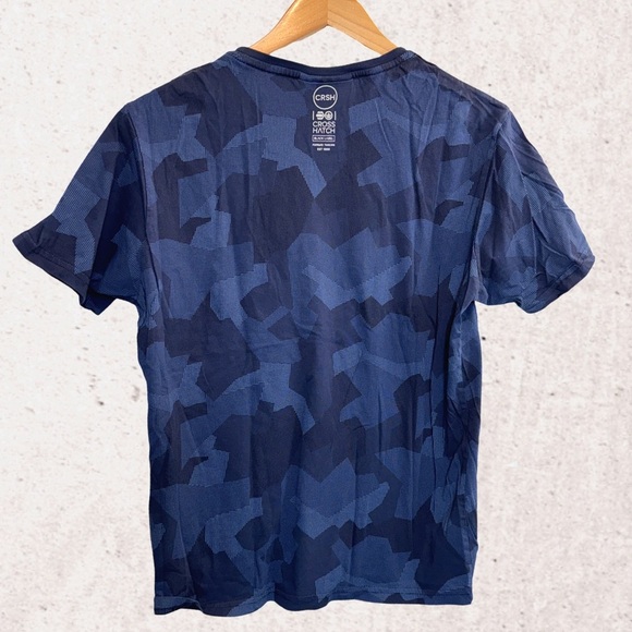 Navy Blue Short Sleeve Tee with Crew Neck and Text Design - Picture 2 of 4